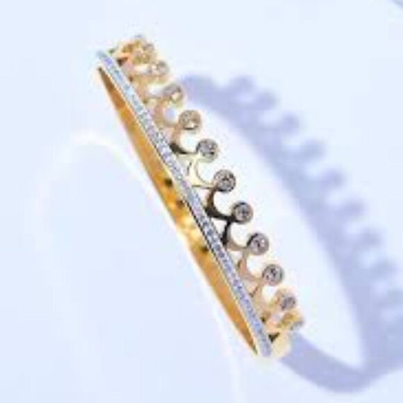 💲2️⃣0️⃣ Bundled ✔️Dazzling Rhinestone Crown Bracelet Gold And Crystal Bangle - Picture 6 of 10